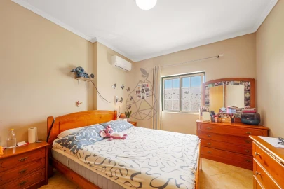 Apartamento T4 para Venda em Quarteira