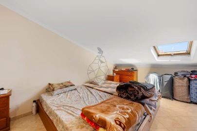 Apartamento T4 para Venda em Quarteira