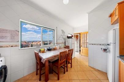 Apartamento T4 para Venda em Quarteira