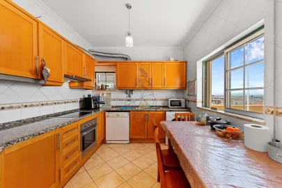 Apartamento T4 para Venda em Quarteira