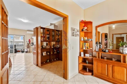 Apartamento T4 para Venda em Quarteira