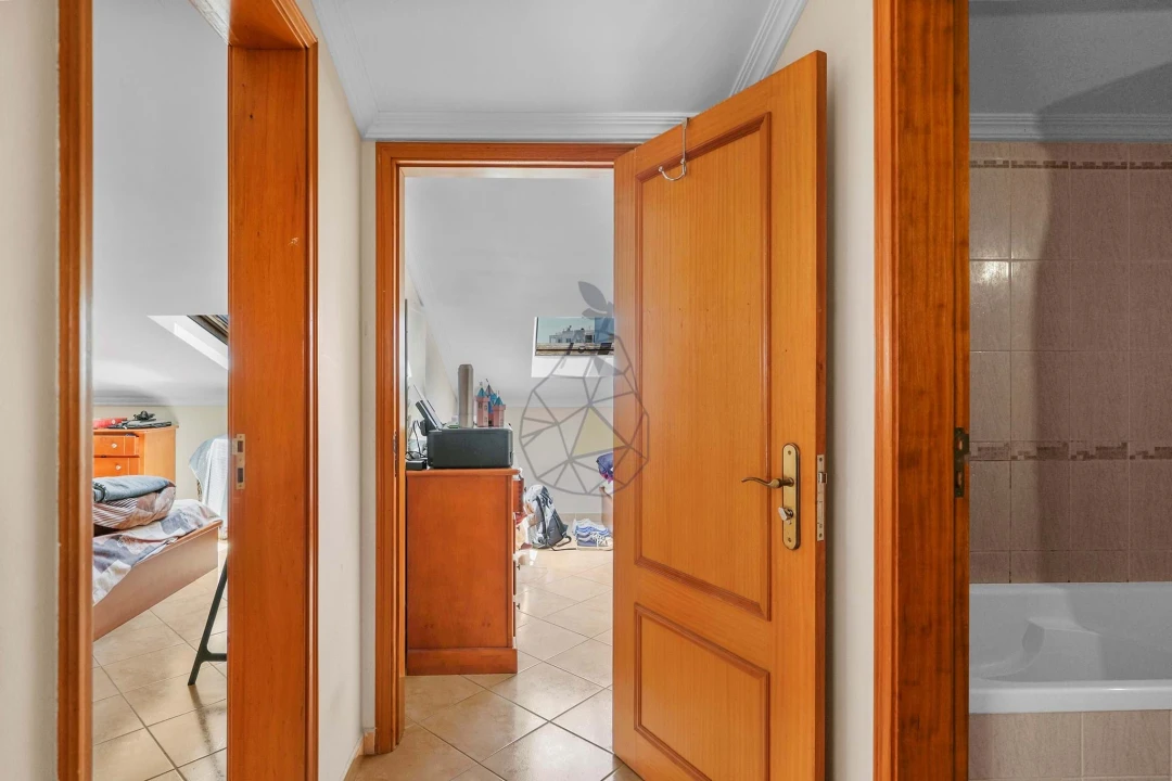 Apartamento T4 para Venda em Quarteira Foto 42
