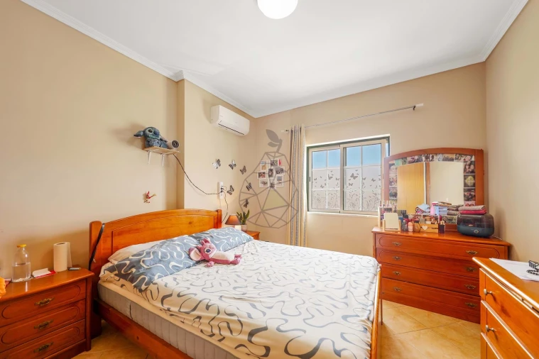 Apartamento T4 para Venda em Quarteira Foto 27