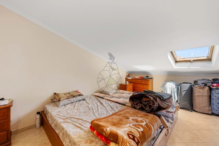 Apartamento T4 para Venda em Quarteira Foto 46
