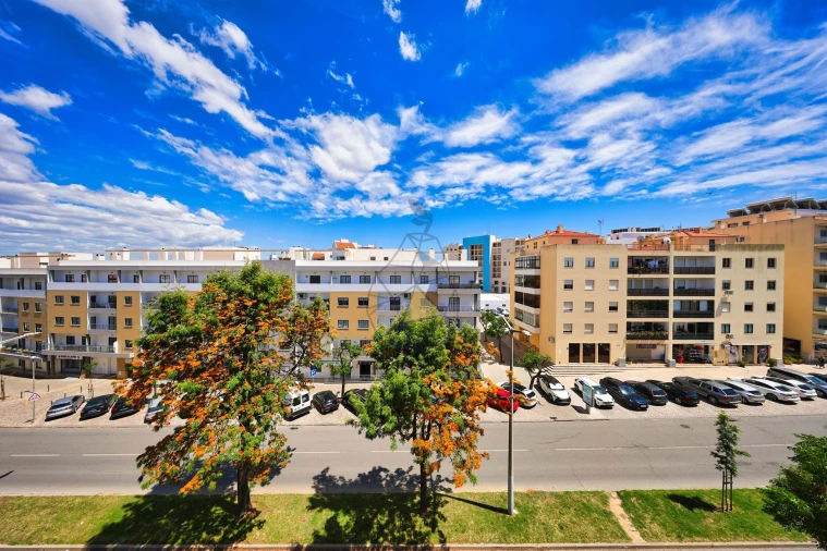 Apartamento T4 para Venda em Quarteira Foto 24