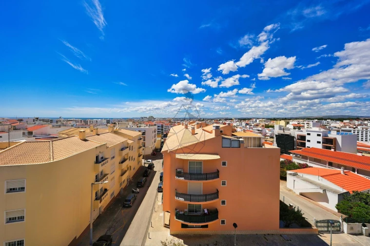 Apartamento T4 para Venda em Quarteira Foto 15