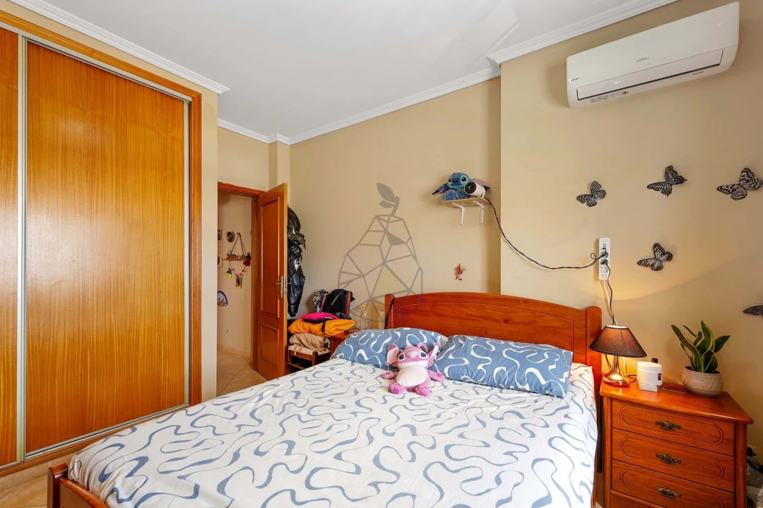 Apartamento T4 para Venda em Quarteira Foto 28