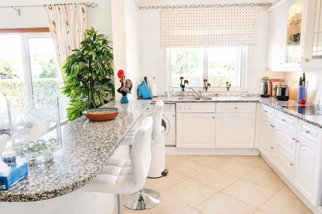 Apartamento T2 para Venda em Lagos (São Sebastião e Santa Maria) Foto 7