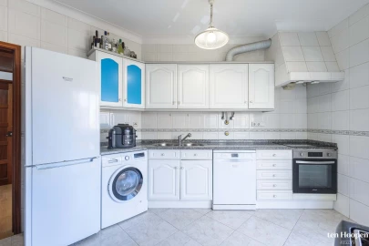 Apartamento T2 para Venda em Lagos (São Sebastião e Santa Maria)