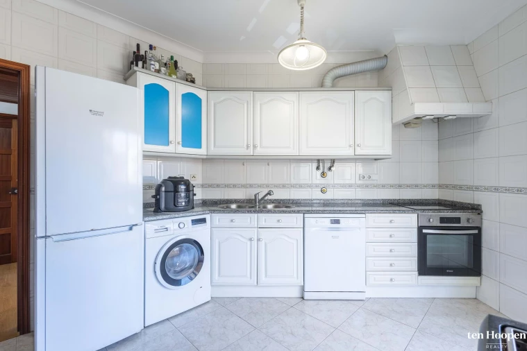 Apartamento T2 para Venda em Lagos (São Sebastião e Santa Maria) Foto 12
