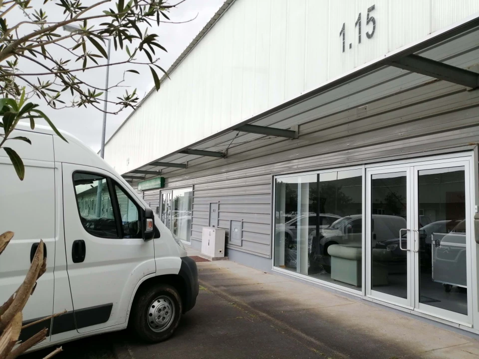 Armazém para Venda em Rosto do Cão (São Roque) Foto 1