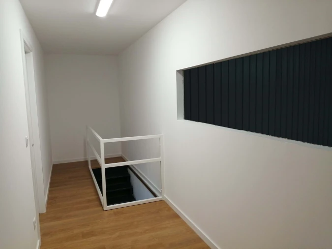 Armazém para Venda em Rosto do Cão (São Roque) Foto 8