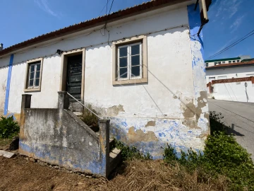 Moradia T2 para Venda em Benedita