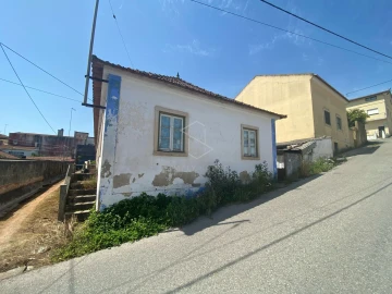 Moradia T2 para Venda em Benedita
