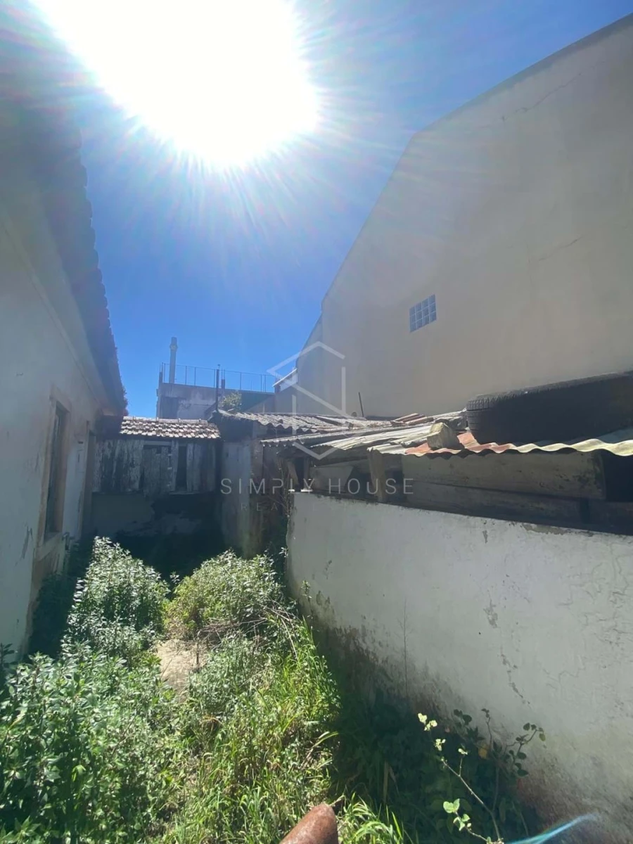 Moradia T2 para Venda em Benedita Foto 9