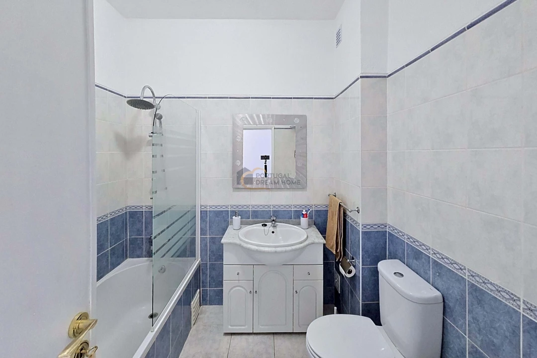 Apartamento T1 para Venda em Albufeira e Olhos de Água Foto 11