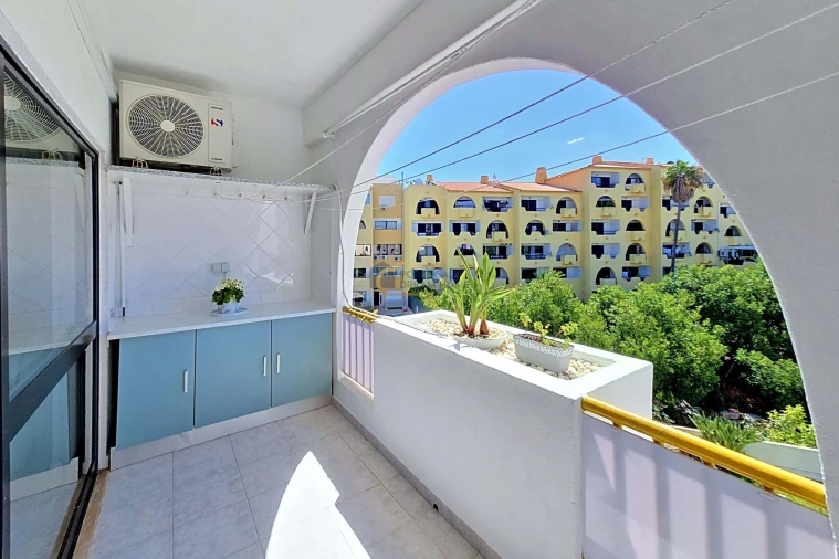 Apartamento T1 para Venda em Albufeira e Olhos de Água Foto 16