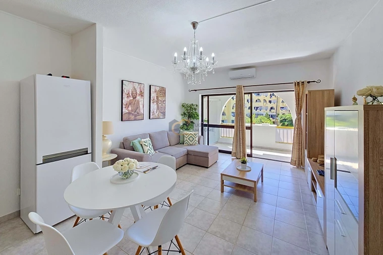 Apartamento T1 para Venda em Albufeira e Olhos de Água Foto 14