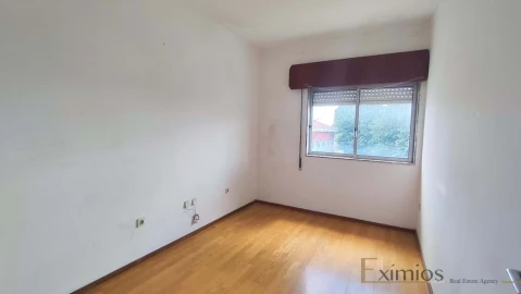 Apartamento T3 para Venda em Póvoa de Varzim, Beiriz e Argivai