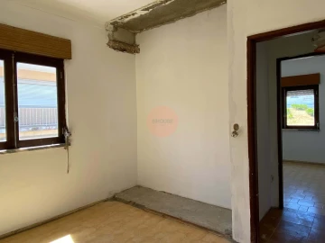 Moradia T3 para Venda em Alvorninha
