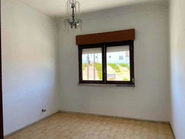 Moradia T3 para Venda em Alvorninha