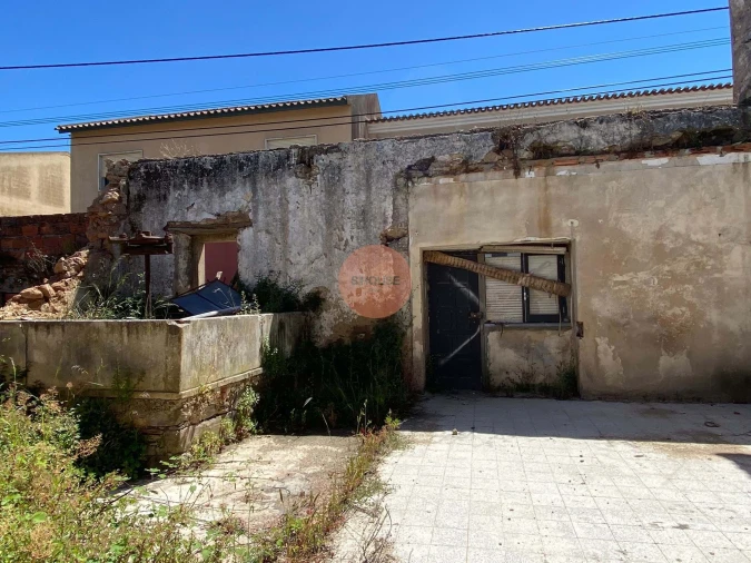Moradia T3 para Venda em Alvorninha Foto 22