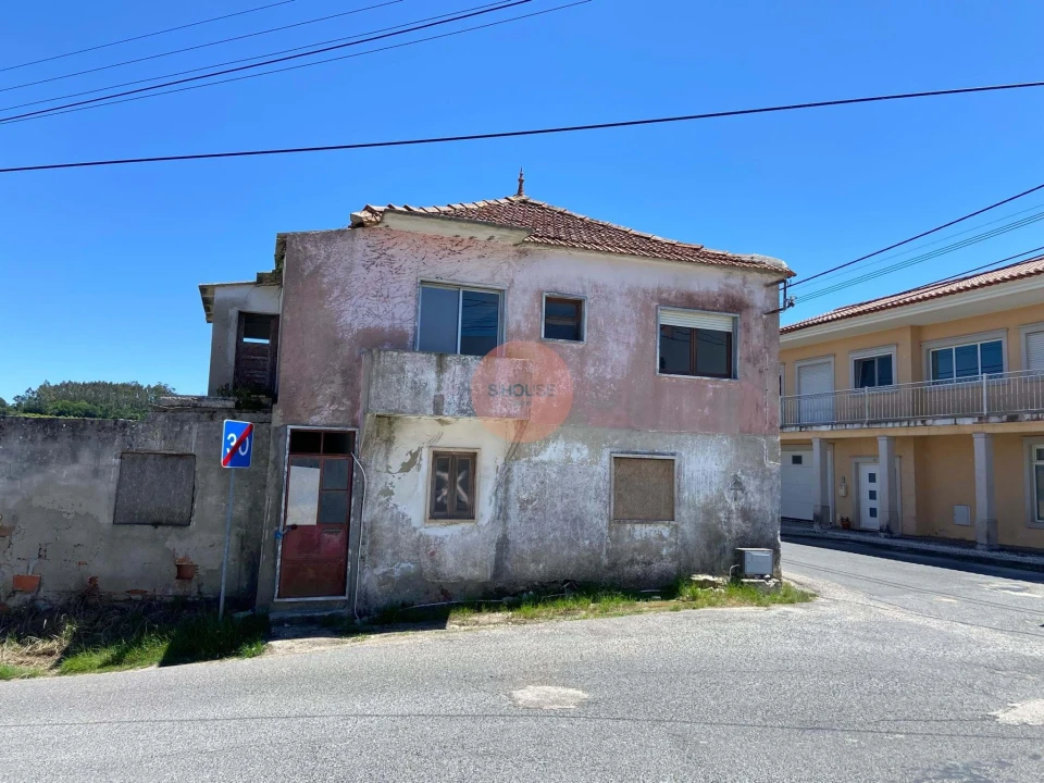 Moradia T3 para Venda em Alvorninha Foto 23