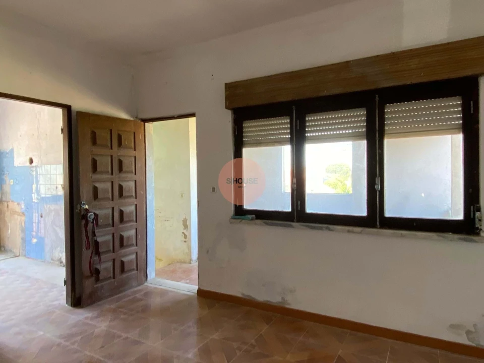 Moradia T3 para Venda em Alvorninha Foto 5