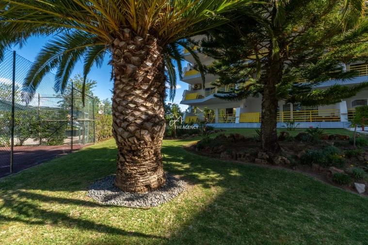Apartamento T2 para Venda em Quarteira Foto 22