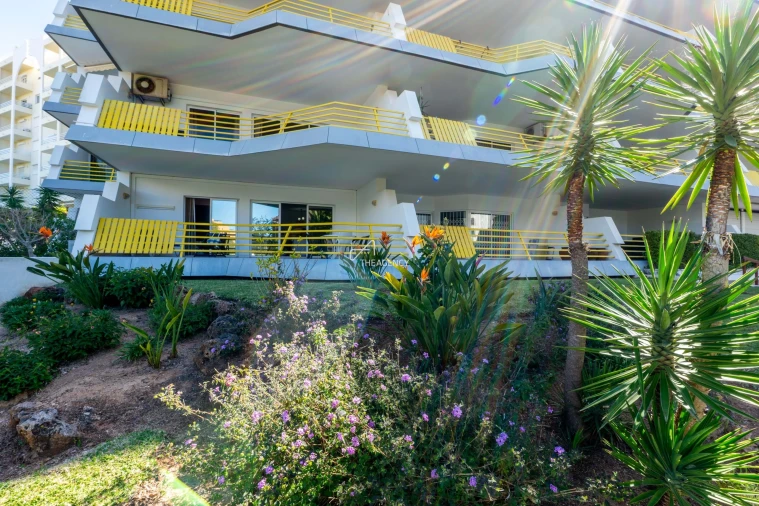 Apartamento T2 para Venda em Quarteira Foto 24