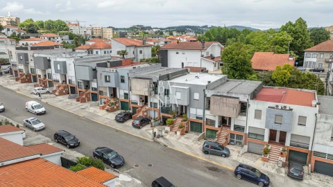 Moradia T3 para Venda em Vila Nova de Famalicão e Calendário