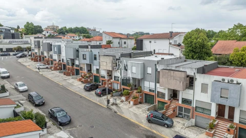 Moradia T3 para Venda em Vila Nova de Famalicão e Calendário