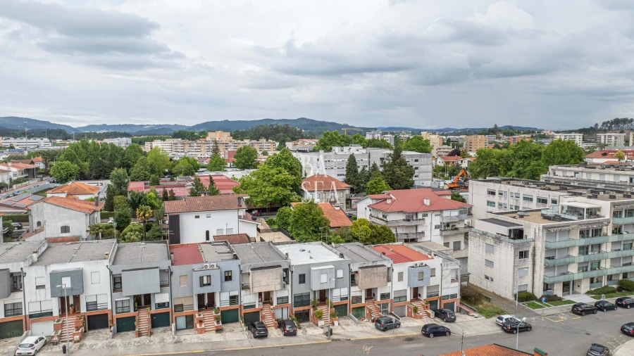 Moradia T3 para Venda em Vila Nova de Famalicão e Calendário Foto 33