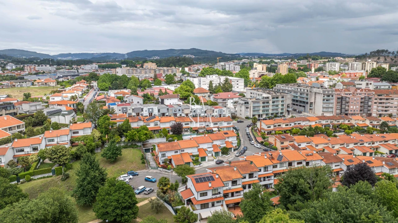 Moradia T3 para Venda em Vila Nova de Famalicão e Calendário Foto 28