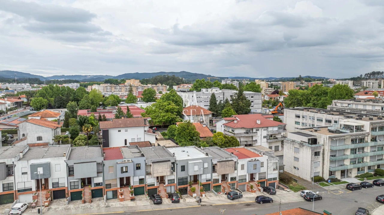 Moradia T3 para Venda em Vila Nova de Famalicão e Calendário Foto 33