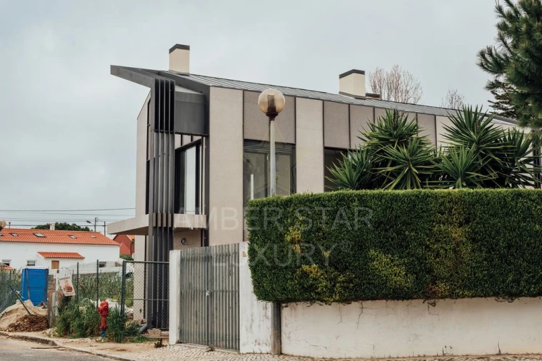 Moradia T3 para Venda em Alcabideche Foto 5