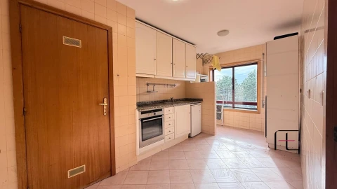 Apartamento T3 para Venda em Fânzeres e São Pedro da Cova
