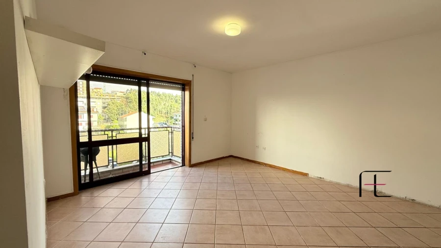 Apartamento T3 para Venda em Fânzeres e São Pedro da Cova Foto 15