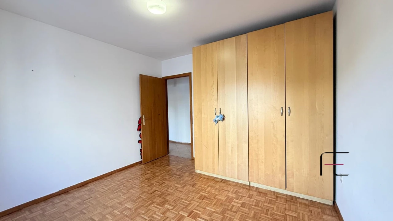 Apartamento T3 para Venda em Fânzeres e São Pedro da Cova Foto 11