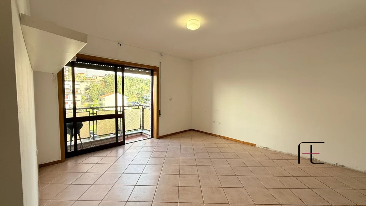 Apartamento T3 para Venda em Fânzeres e São Pedro da Cova Foto 15