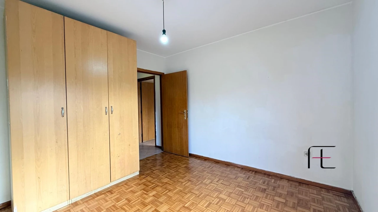 Apartamento T3 para Venda em Fânzeres e São Pedro da Cova Foto 9