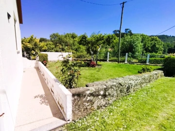 Moradia T2 para Venda em Vilar de Mouros