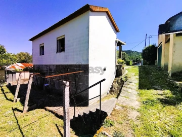 Moradia T2 para Venda em Vilar de Mouros