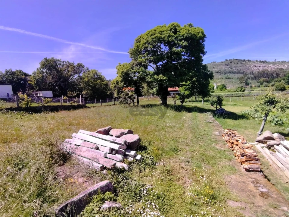 Moradia T2 para Venda em Vilar de Mouros Foto 32