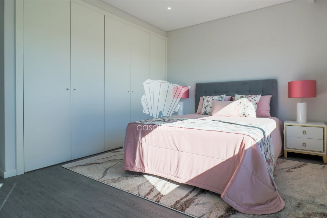 Apartamento T3 para Venda em Quelfes Foto 6