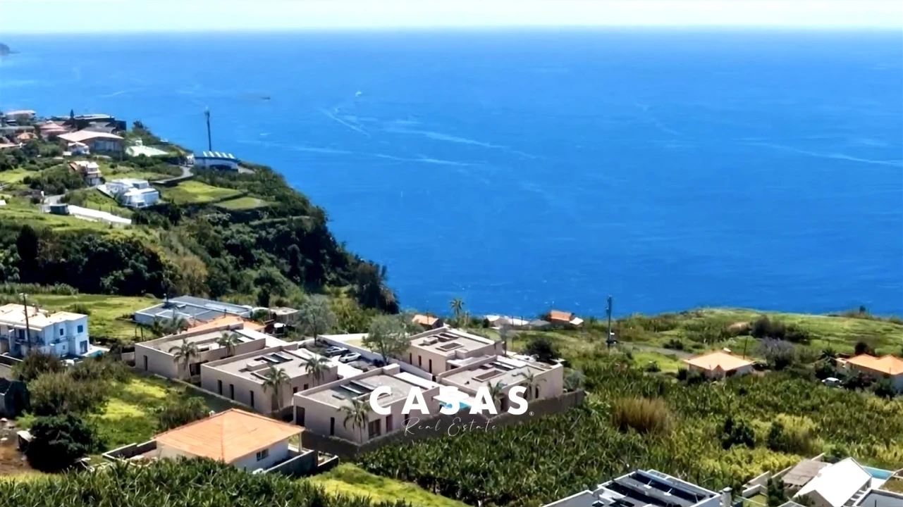 Moradia T3 para Venda em Estreito da Calheta Foto 25