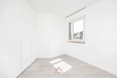 Apartamento T4 para Venda em Leiria, Pousos, Barreira e Cortes