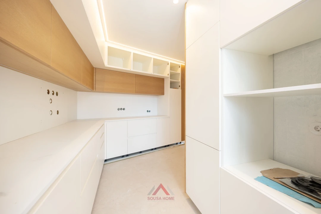 Apartamento T4 para Venda em Leiria, Pousos, Barreira e Cortes Foto 14