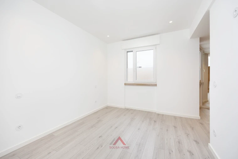 Apartamento T4 para Venda em Leiria, Pousos, Barreira e Cortes Foto 38
