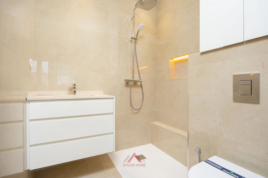 Apartamento T4 para Venda em Leiria, Pousos, Barreira e Cortes Foto 37